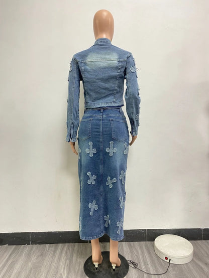 Ensemble jupe deux pièces en denim brodé et délavé, à l'allure sexy et hautement extensible pour femme