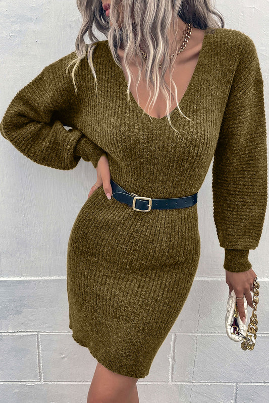 Robe pull moulante à col en V vert