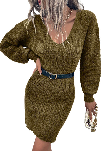 Robe pull moulante à col en V vert